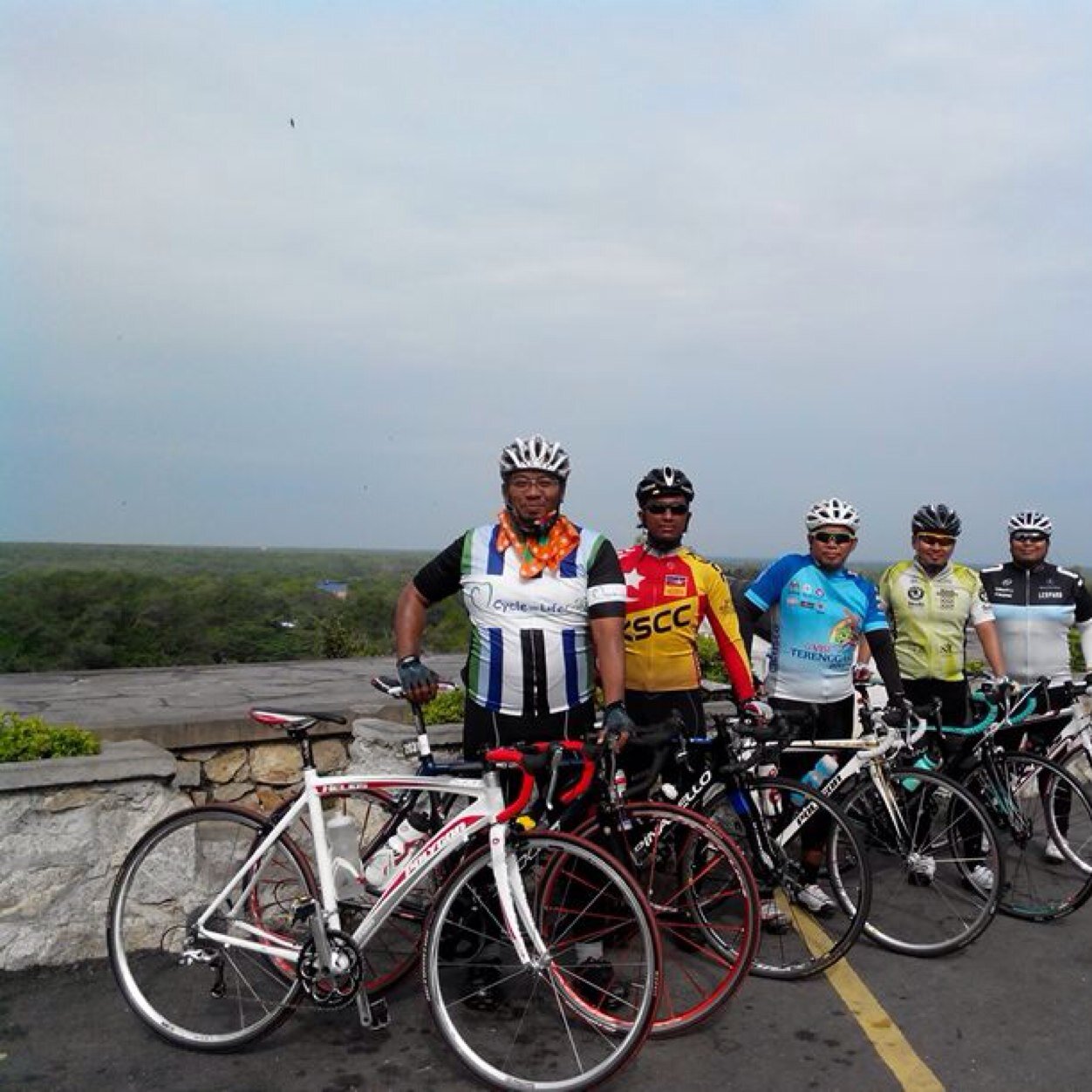 nizam_idris's profile picture. 