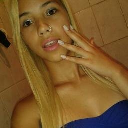 sou oq sou e nao oque os outros querem ...segue q eu sdv haha