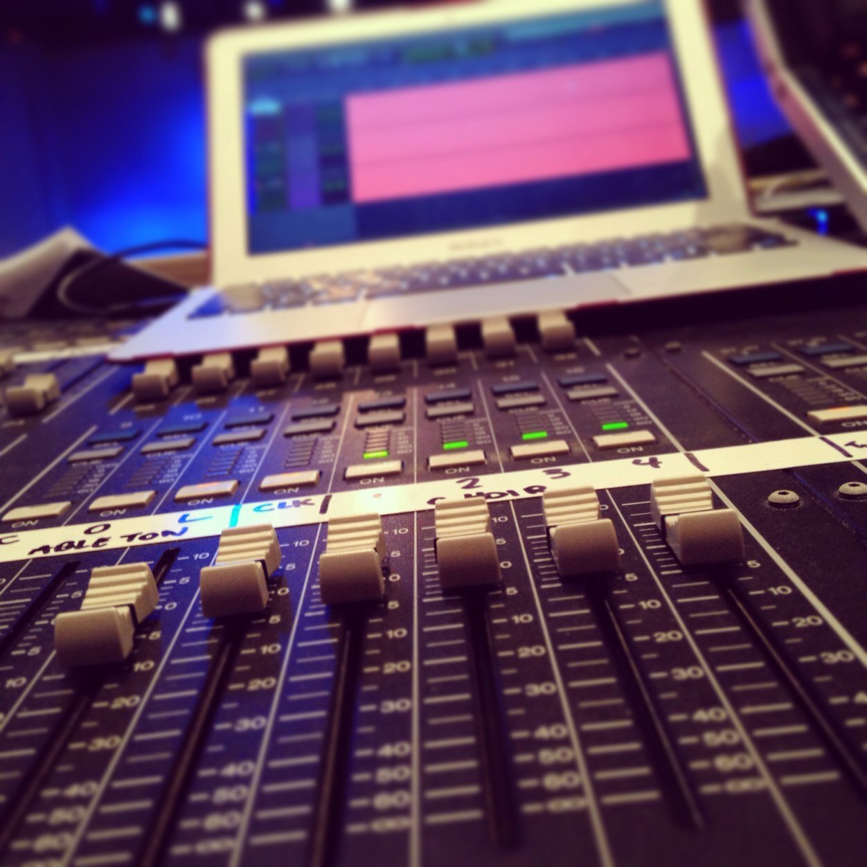 AthensSoundZW's profile picture. Audio Engineer & Bandwidth Occupier