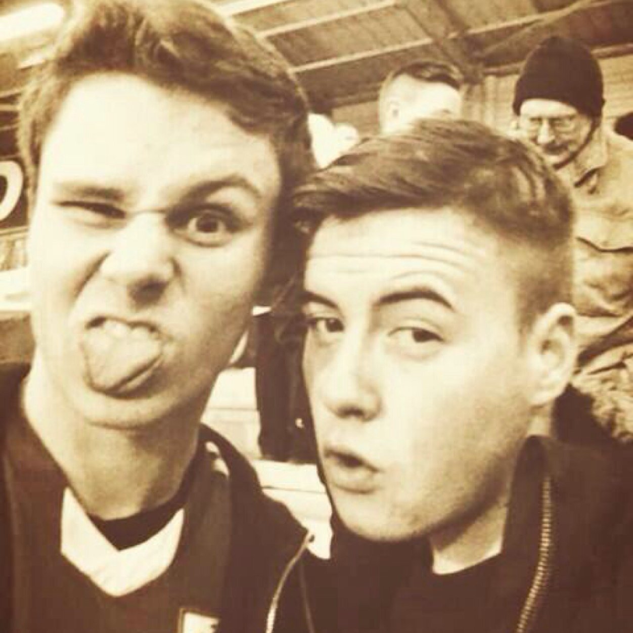 Bristol City Eastender, follow back.