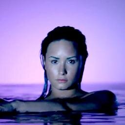 @ddlovato 05/11/2011