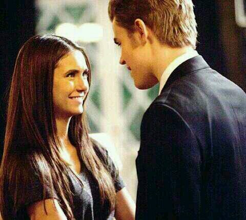 Do not follow this acc back, I just gave you a free follow. Please follow me on @HallOfWesley :)