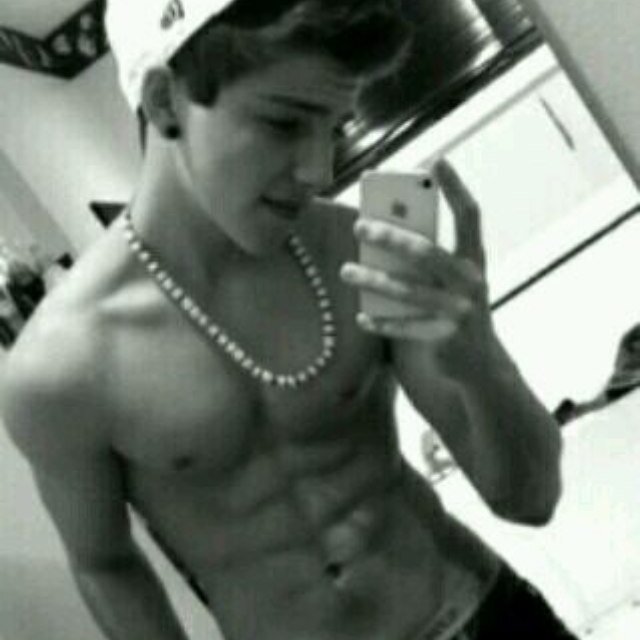 Pucela_Mazada's profile picture. 