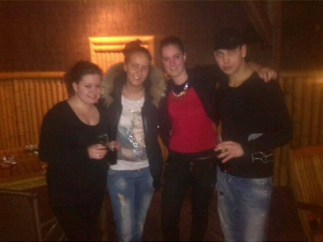 Schatje, je bent me alles iklaatjounooitmeergaan! Ikhouzielsveelvanjou xx je meisje 23'06'13!♥