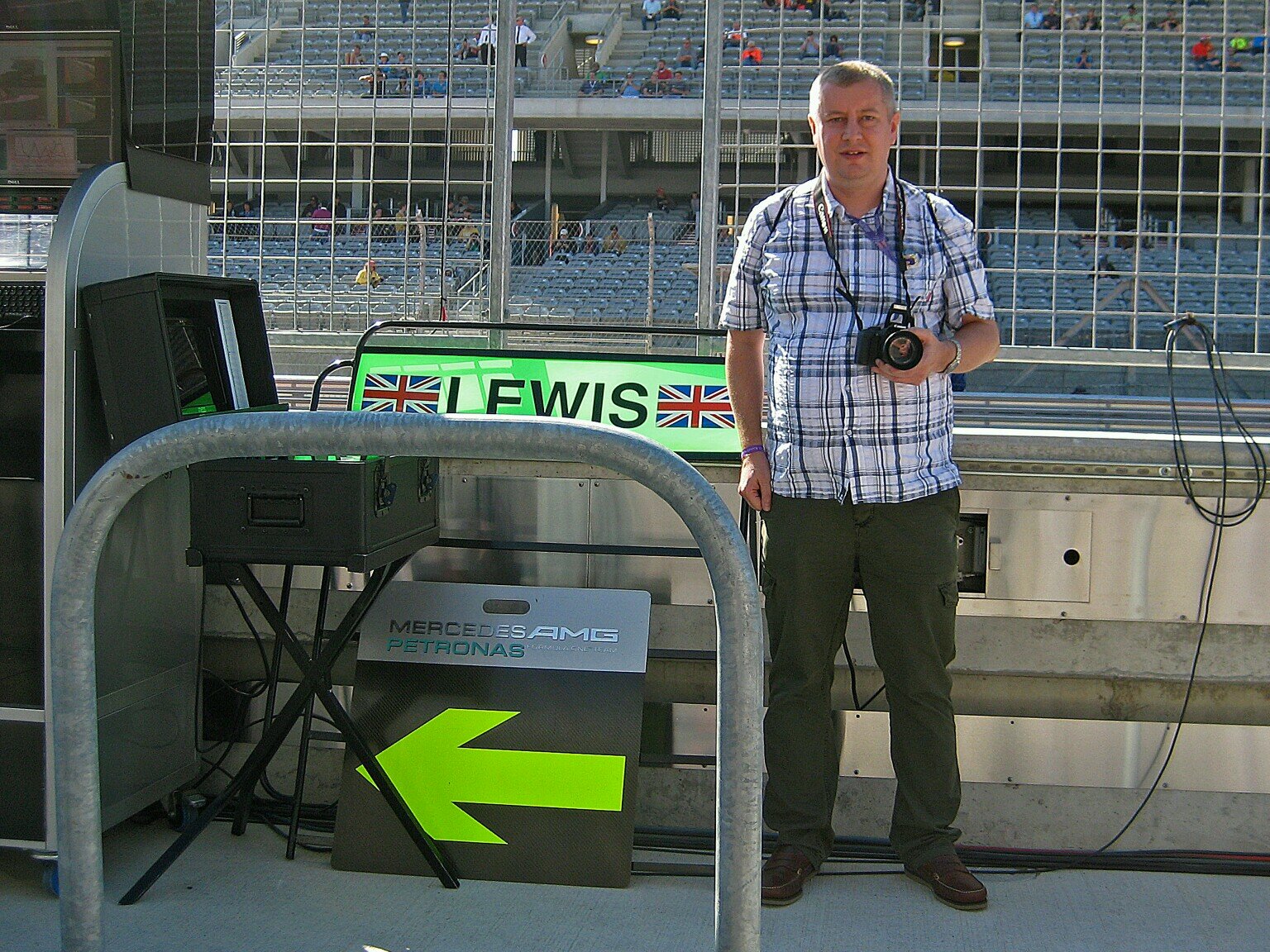 dn_neill's profile picture. 