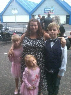 Proud Single Mummy to 3 beautiful children, 1 dog, 4 cats and a wood louse called Arnold :)