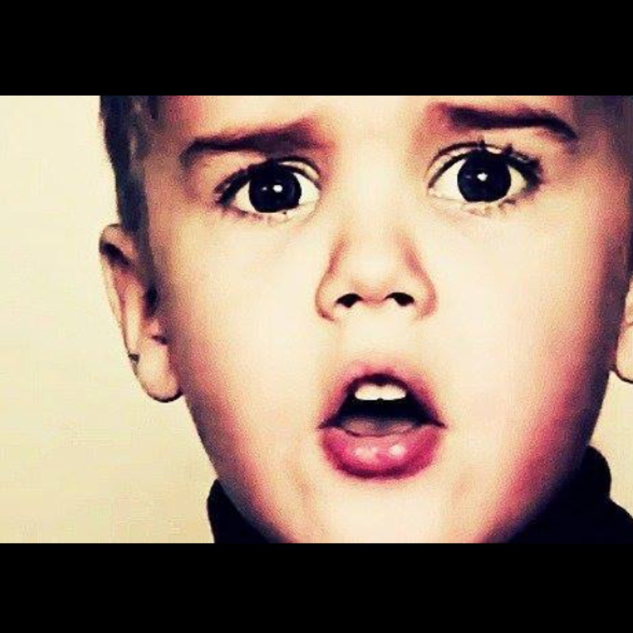 @justinbieber - 30.03.2013 #BELIEVEtour ... I'm his BELIEBER and he is my lifesaver. Once a belieber, always a belieber.