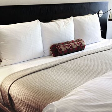 simplythebestpa's profile picture. Linen rental and cleaning services for homes, vacation properties and businesses in the Poconos.  Serving Monroe and Carbon counties.