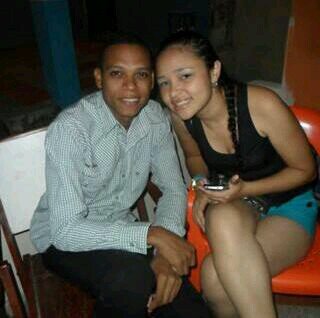 Me LlAmO DaNiEl NaRaInA, sOy uNa PeRSoNa aLeGrE aMiGaBlE, mAmAdOr De GaLlO, aNtE tOdO rEsPoNsAbLE sImPlEmEnTe SoY fElIz, eNaMoRaDo De QuIeN sE rObÓ Mi CoRaZoN