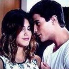 Estar com você,é estar nas asas do amor passeando pelo mundo sem que haja qualquer limite. @dominguezdicas //Block @Dicas_Violetta // Violetta Castillo D. Llort