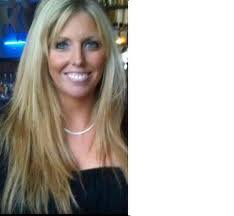 amaliaplanyc9's profile picture. No se trata de cuanto tiempo duro una relacion, si no de cuantas huellas dejo en tu corazon.