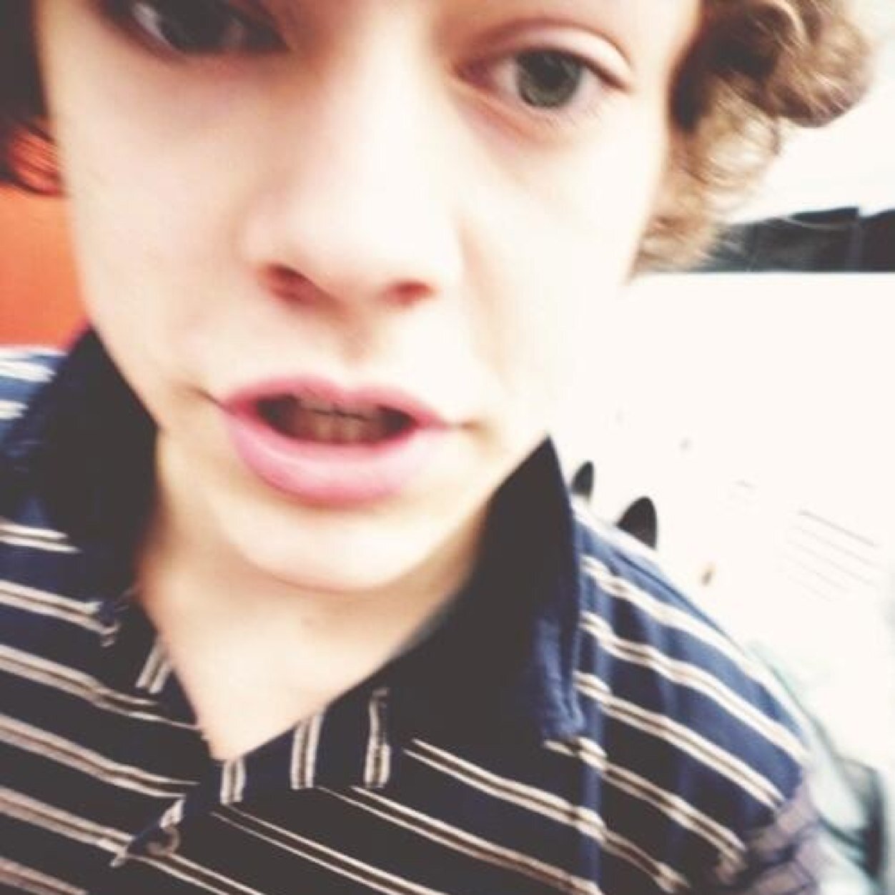 free follow from @radicalxharry follow her and ask for a follow back. trying to reach my goal and make new mutuals ((: