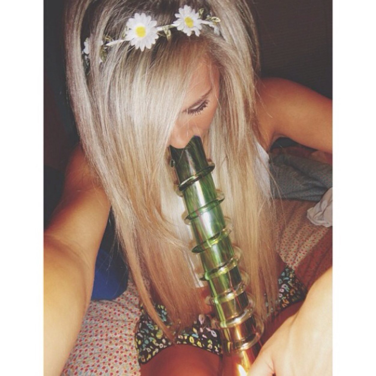 StonerBabies's profile picture. just your average anon blunt blowing best friends