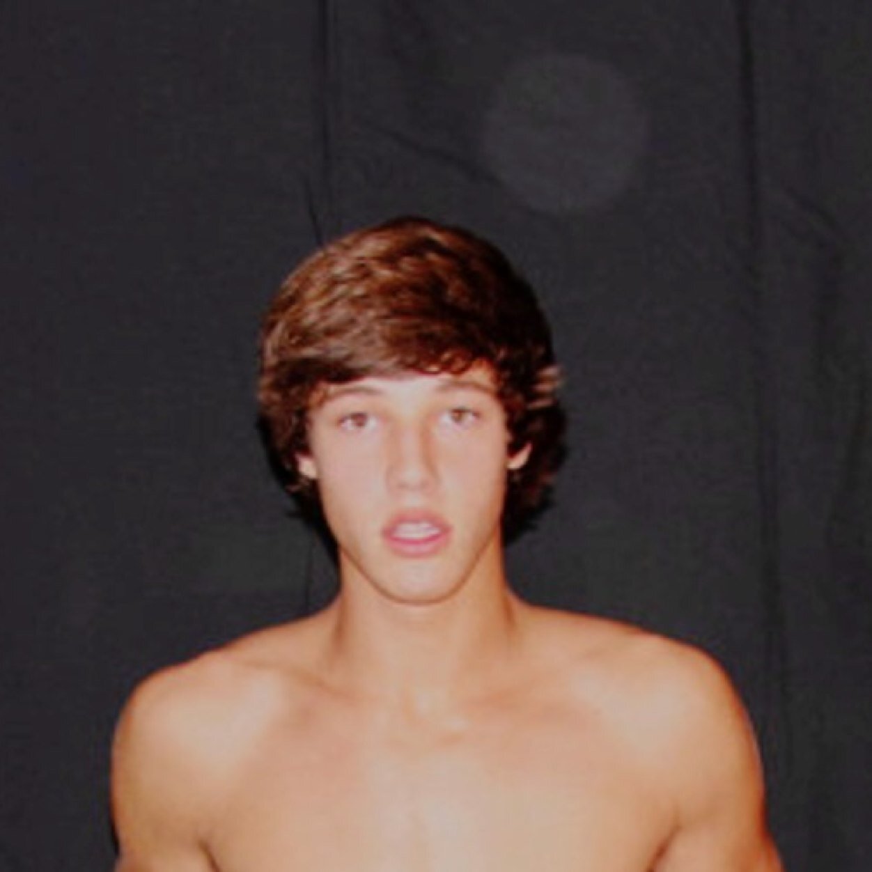 vcameron3's profile picture. 