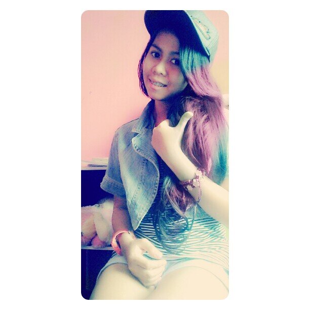 FitriaDesvi Profile Picture