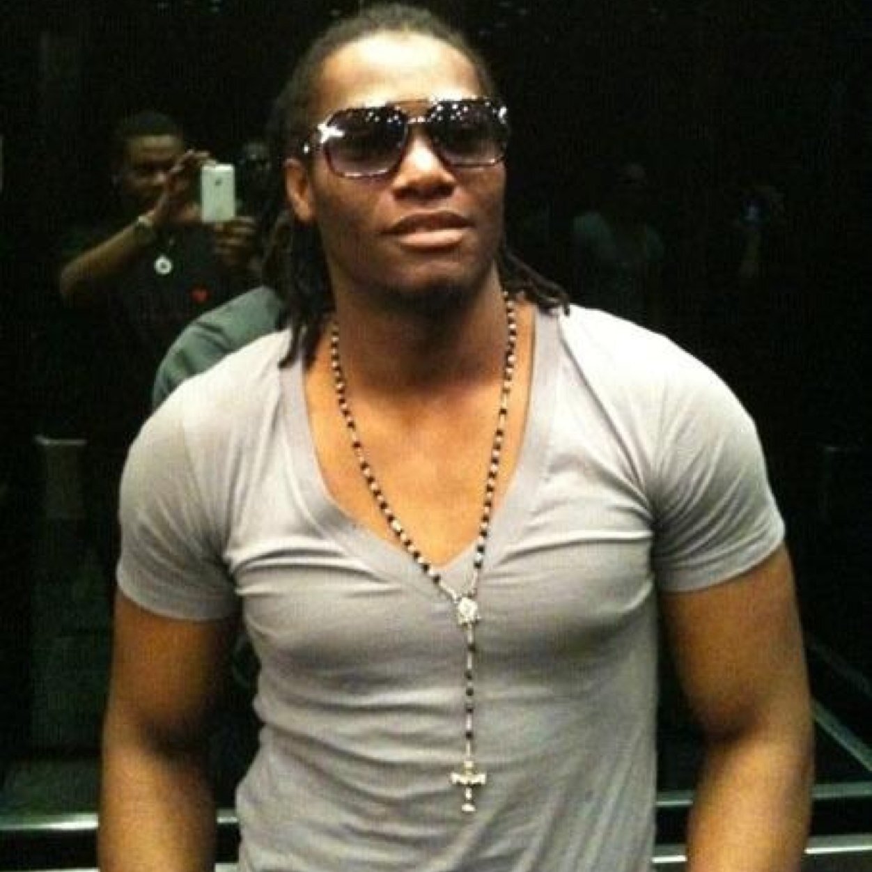 junior02126's profile picture. 