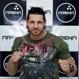🥋de Kickboxing CIAM/ 
🥋de Muay Thai FRMT/
Marrom de Grappling  FLOERGS/ 
Marrom de Luta Livre FGLL/
Marrom de Sambo CBAS/
Árbitro de MMA
@fabianoteamsilva