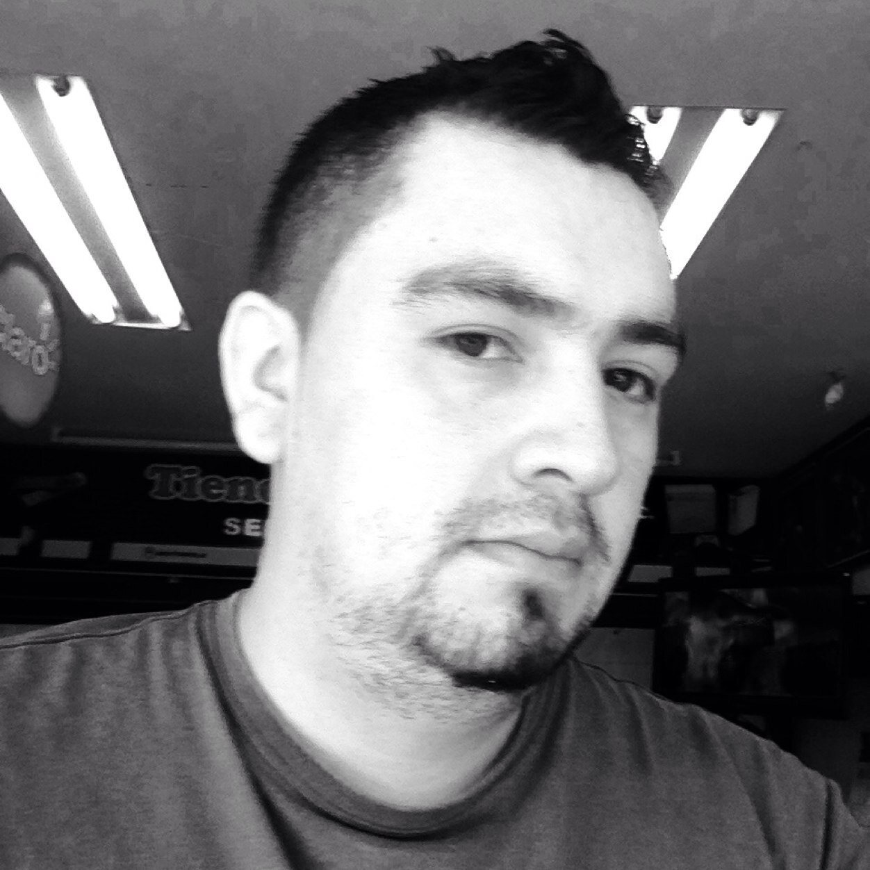 19edwars's profile picture. 