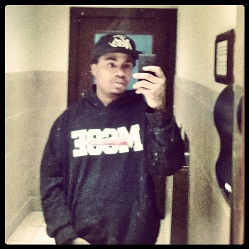 Goham_on_em_Jo's profile picture. whats good im chillin no lackin homie smokin loud WATS crackin homie