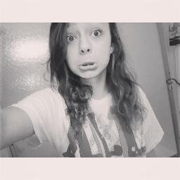 _saywecanfly_'s profile picture. i like bands & youtubers