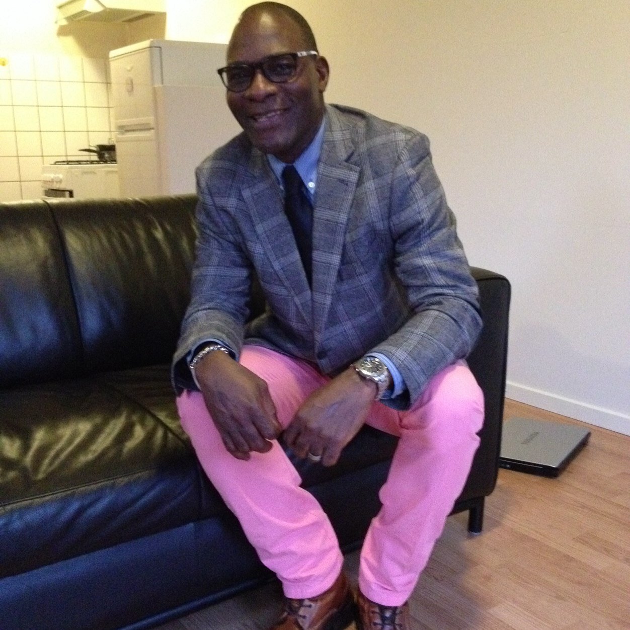 lukmanolatunji's profile picture. Am cool.