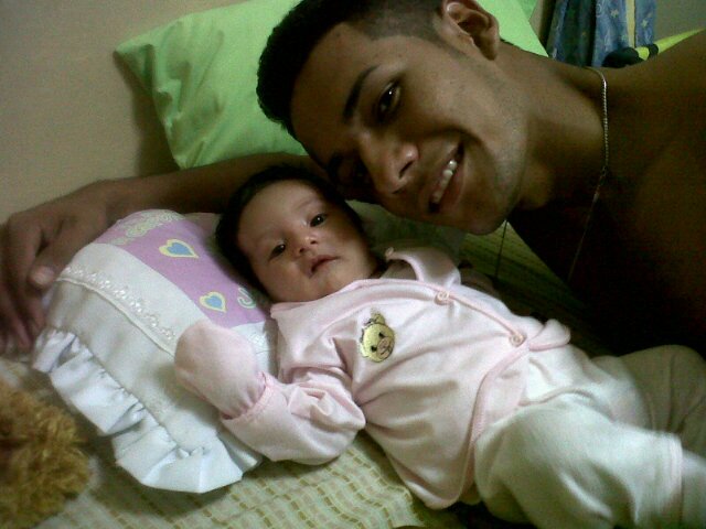 Le doii graxiiasS a DiosS x esta maravillosaa bendicion  muii felizZ junto a mi zpoxiitoOp y adorandoOp a misz padres k  estan conmigoOp apoyandome los adoroO ♥