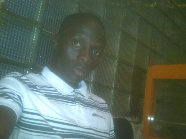 sure226's profile picture. To be a somebody you have to work hard.......