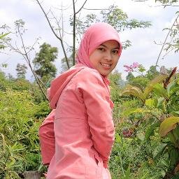 deilmi_'s profile picture. i'm a simple person