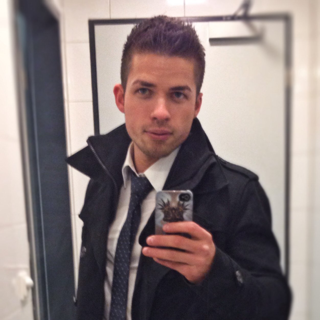 Businessman, Natural Bodybuilder and Geek. Living an uncommon combination.