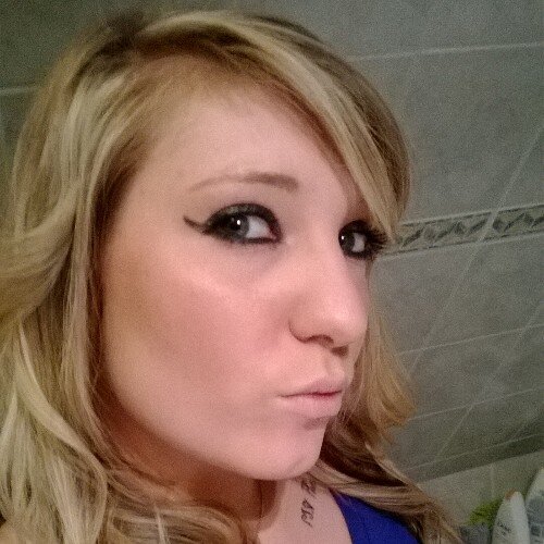KIK---vampiresssex  Skype---gwendolyne vroman  Instagram ---bloodygwen