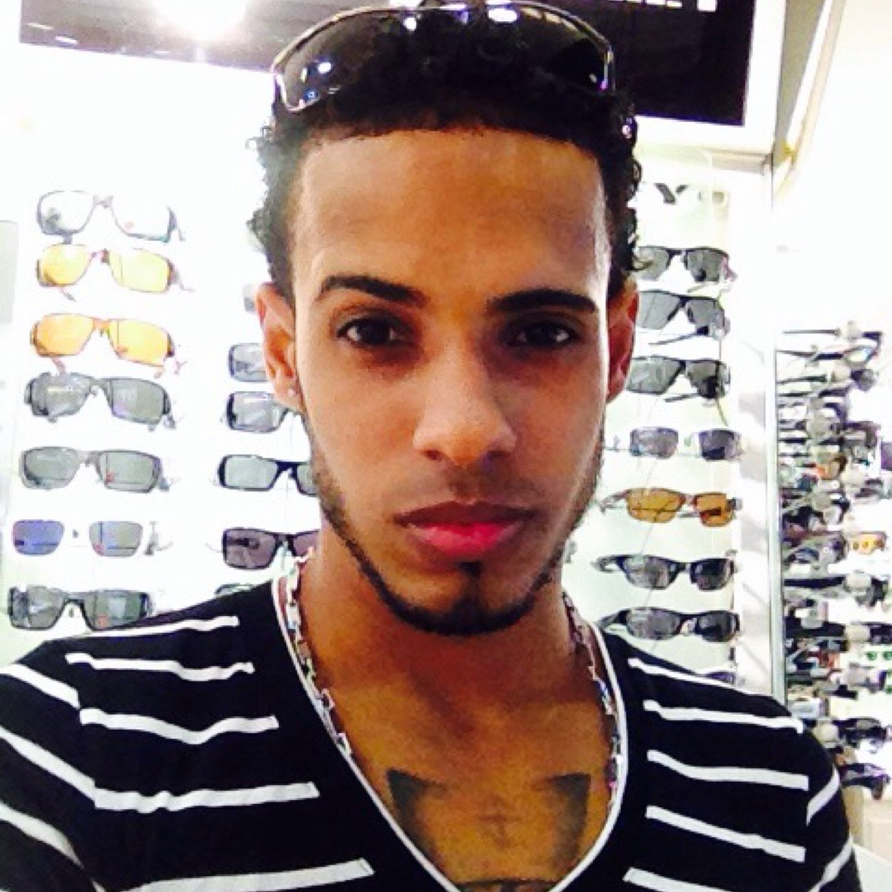 papiarca01's profile picture. 