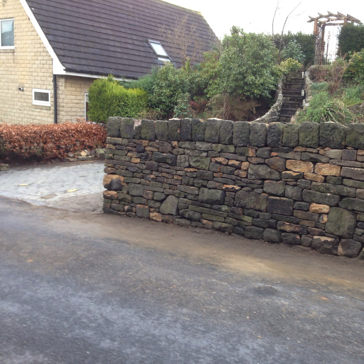 jamesdrystonewa's profile picture. 