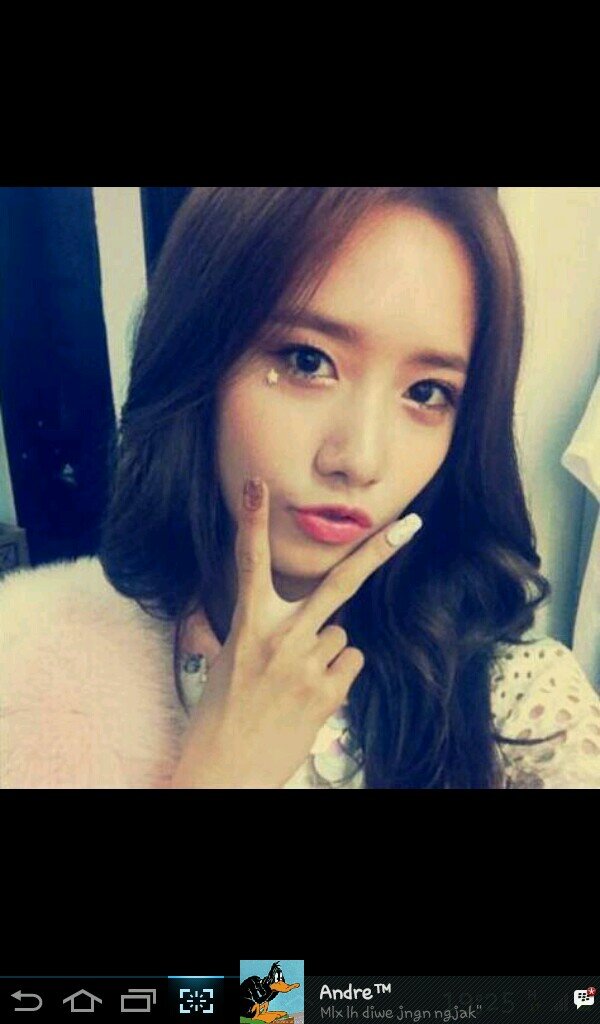 Yoona is my queen=)♥♥♥  i'm SONE...Charming Girl,,, GG always in Love