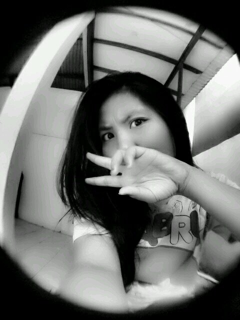 Hainaaa_'s profile picture. Simple | Mention? just followback :)