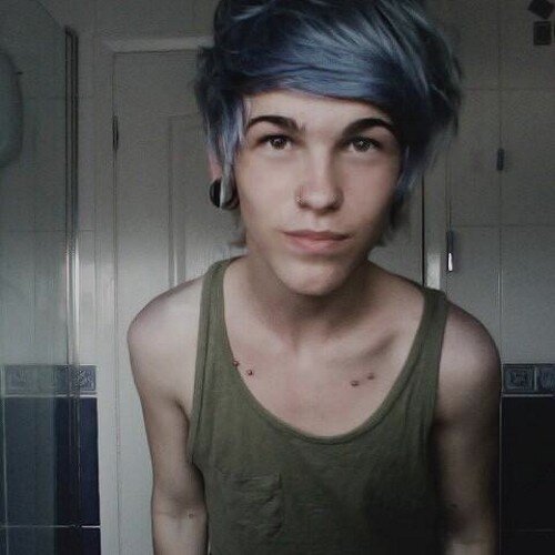 Xander ~ 18 ~ England ~ He's my everything