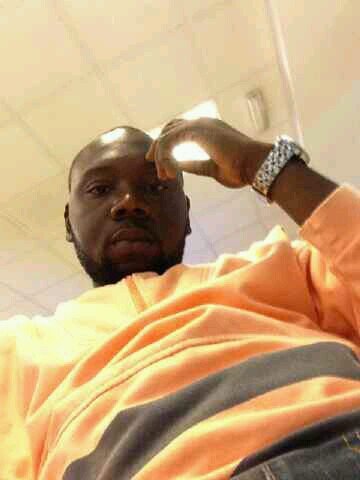 (B)uiLt (O)n (S)eLf (S)uccess  #CANCERian with mad luv 4 #CHELSEA FC; Young ELECTRICAL/INSTRUMENT and RENEWABLE Engineer...an advocate of #Go-Green initiatives.
