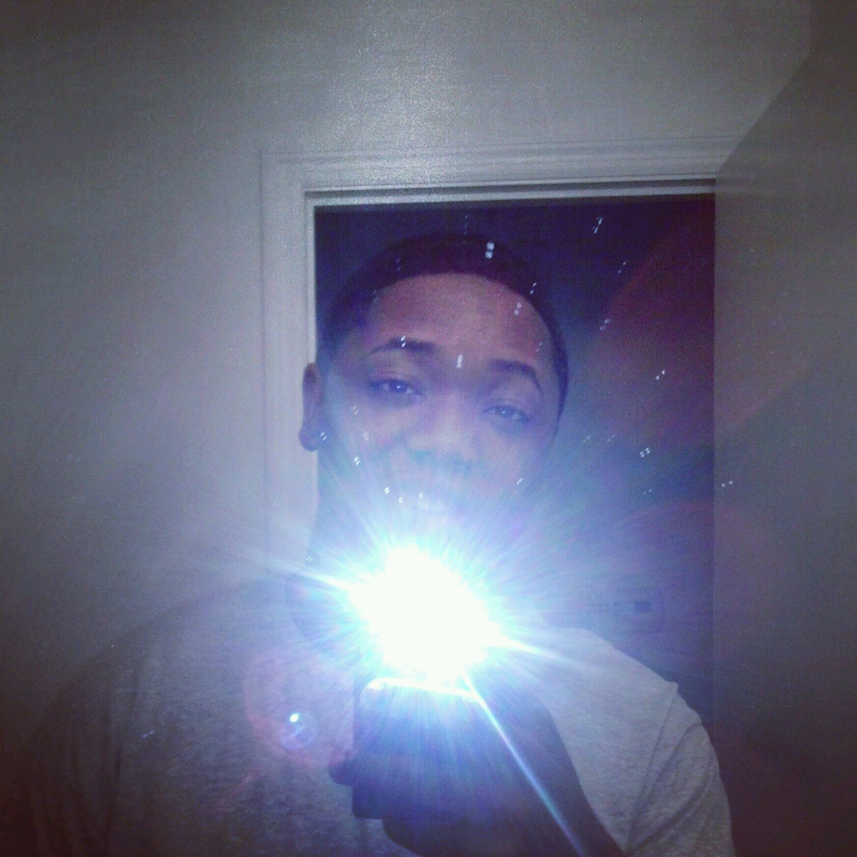 youknome_'s profile picture. chillinnn. you kno me