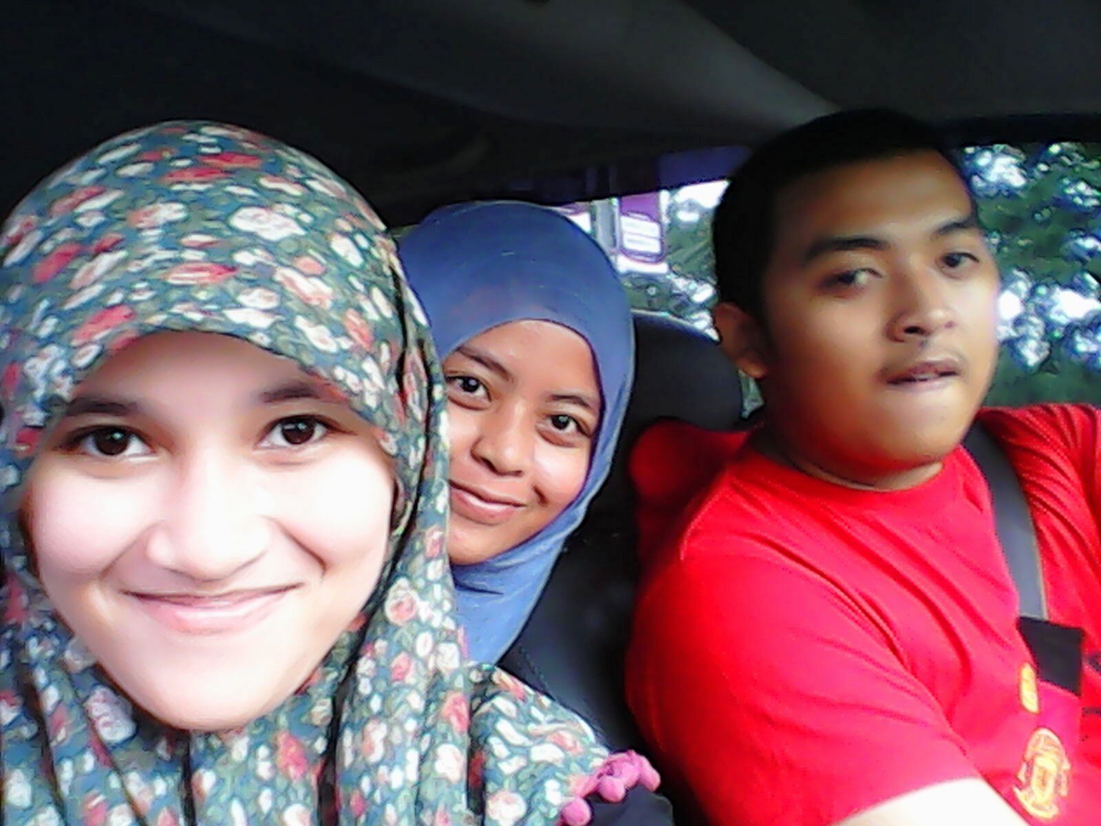 DwikaMaharani2's profile picture. Rizkyas