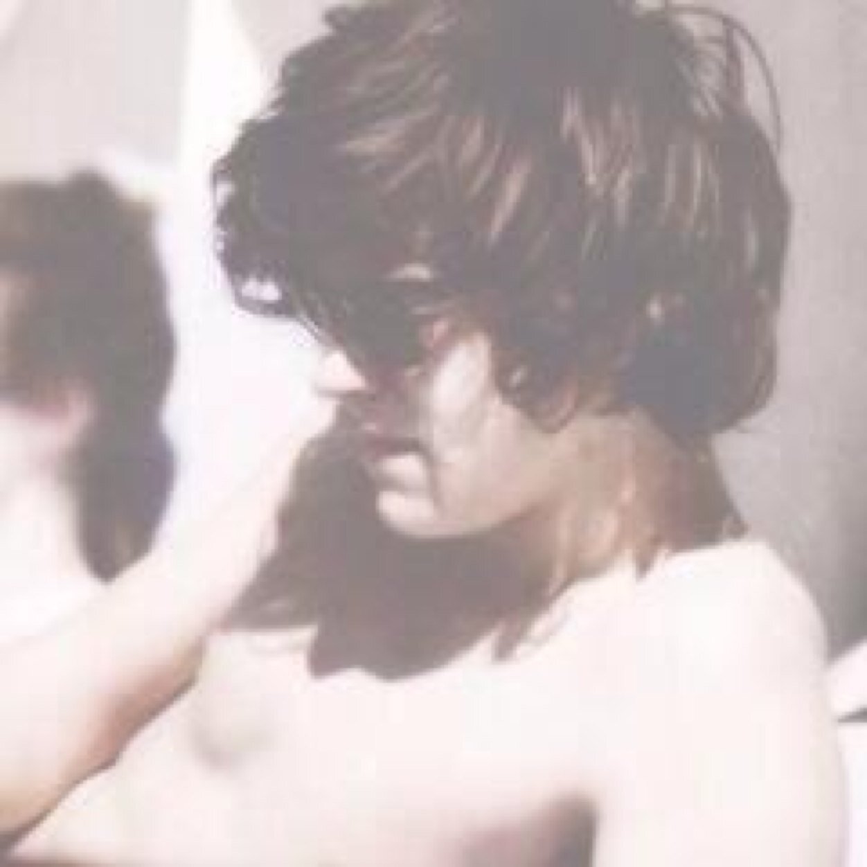 Hi you are beautiful and amazing please follow @slushxrry thnx ily