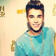 Hi! my name is Gizem and I'm Turkish belieber!!! Justin followed me 17.09.2011  love you JUSTIN...