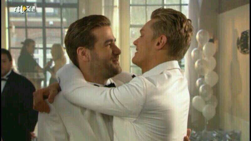 Lucas Sanders | Medebaas van Dansatoria | Getrouwd met m'n mannetje @_MennoKuiper ♡ #twitterrolspelgtstnews