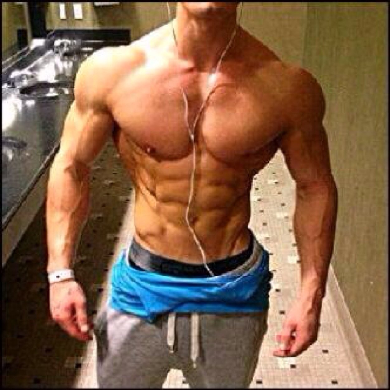 Eys1Abdulrahman's profile picture. 