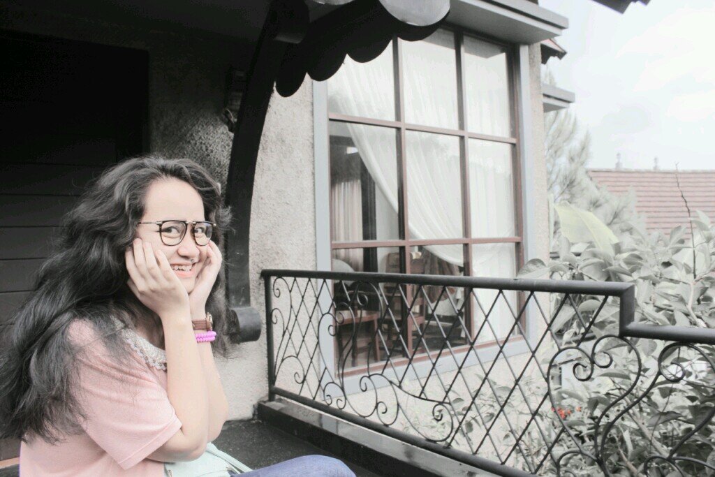 pecinta Uang~