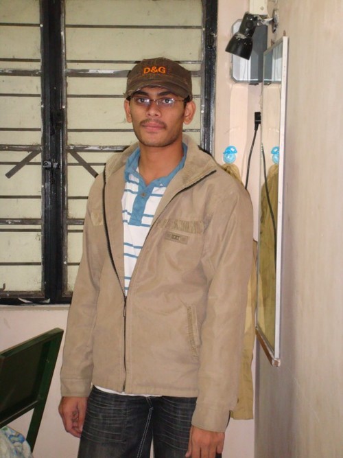 Like to be  self confident and wish to do things on my won ,a bit straigth forward
