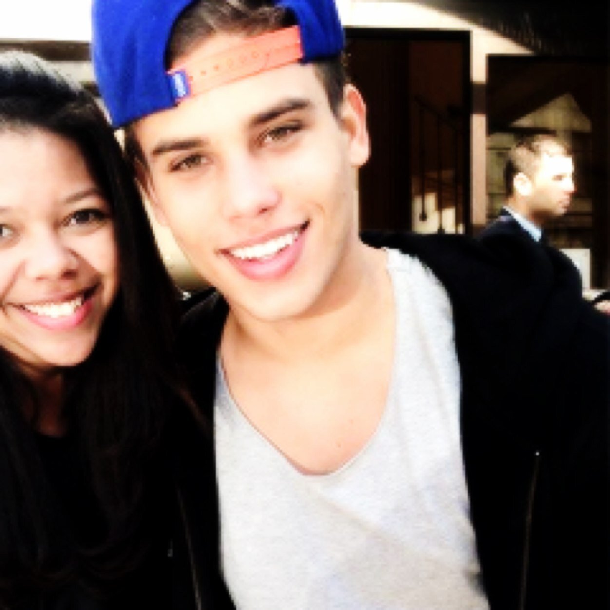 Nothing's gonna keep me away, not even a hurricane. P9 ♡ 0/4