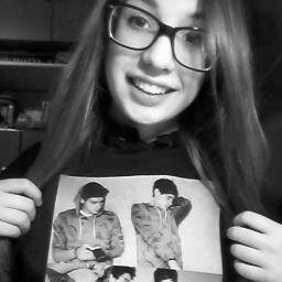 I love the Janoskians (0/5) Justin Bieber (0/1) Ariana Grande (0/1) fucking 0 everywhere