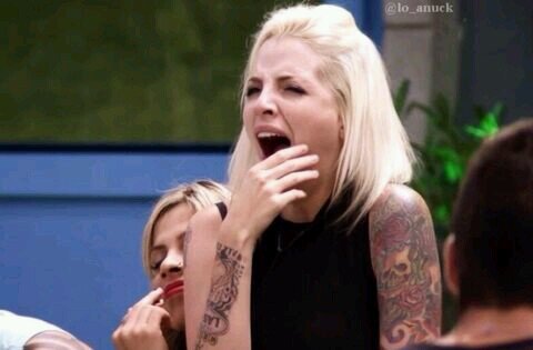 cadelinha de reality nas horas vagas