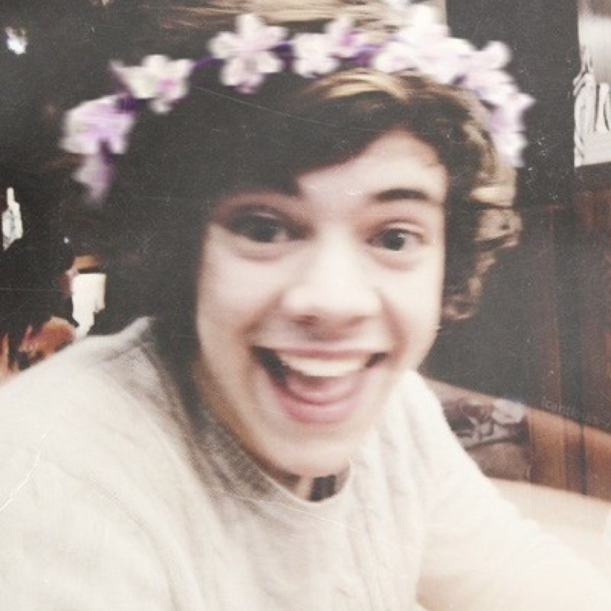 Free follow from @narrysmydrugs bc you're fab ❤️