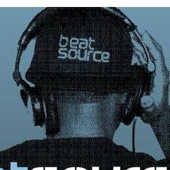 pharrellbuzz's profile picture. Vous les blanc vous volez en avions et vous croyez en dieu , Mais nous les inities au bwiti, grace à l'iboga nous voyageons avec le soleil et les étoiles .