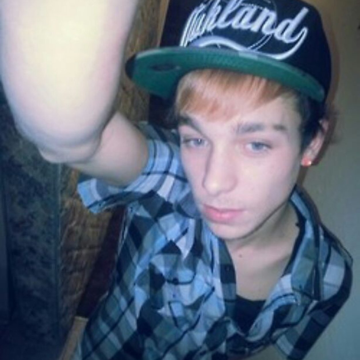 20 year old human, he's a photographer and knows werewolves and vampires exist
